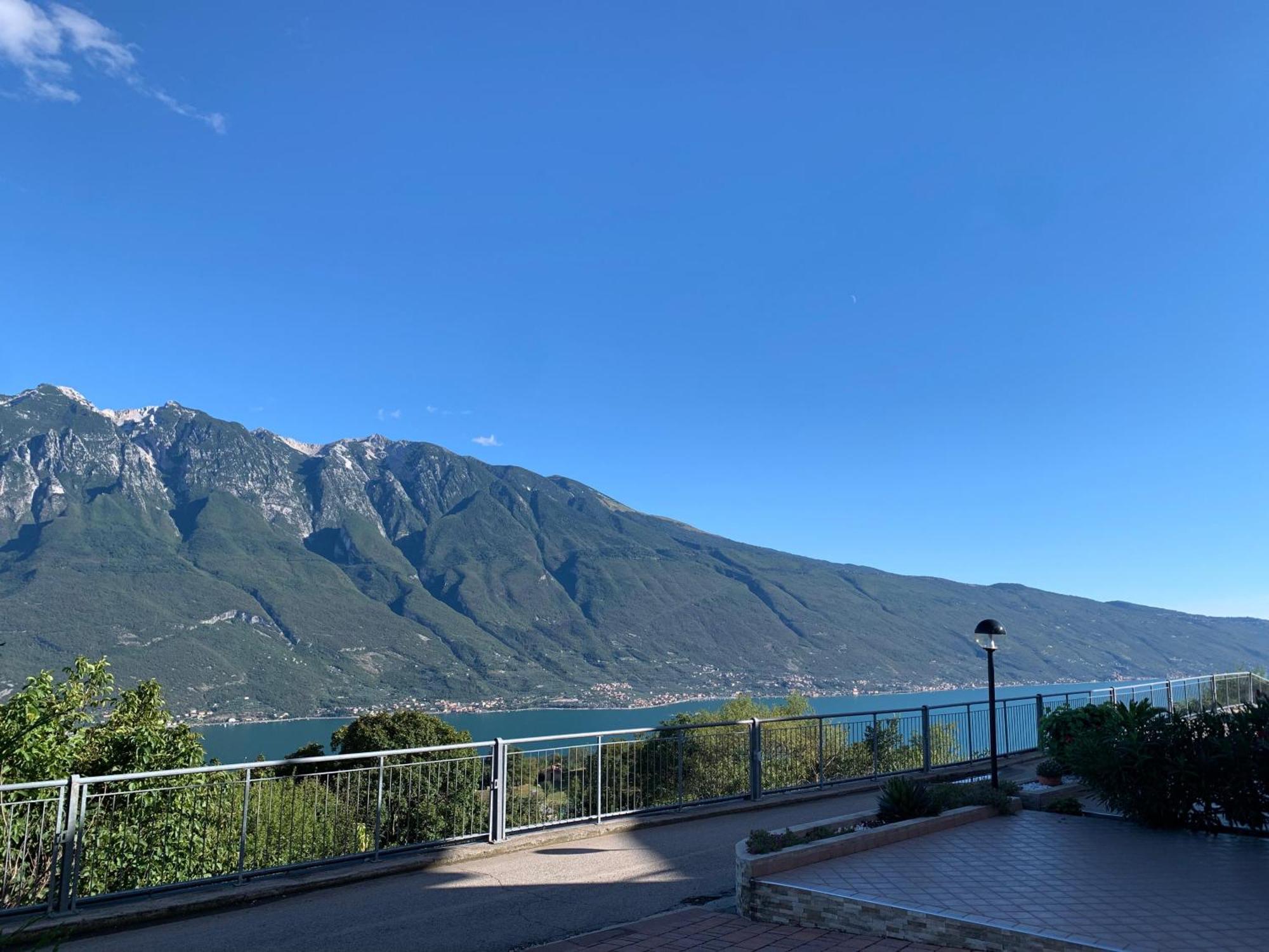 La Quiete 27 Lake view by Gardadomusmea Tremosine Exterior foto